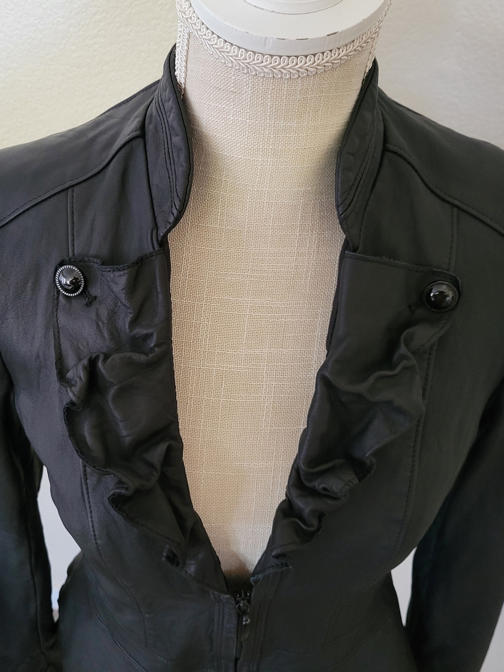 White House Black Market Black Ruffled Peplum Genuine Leather Jacket Sz S